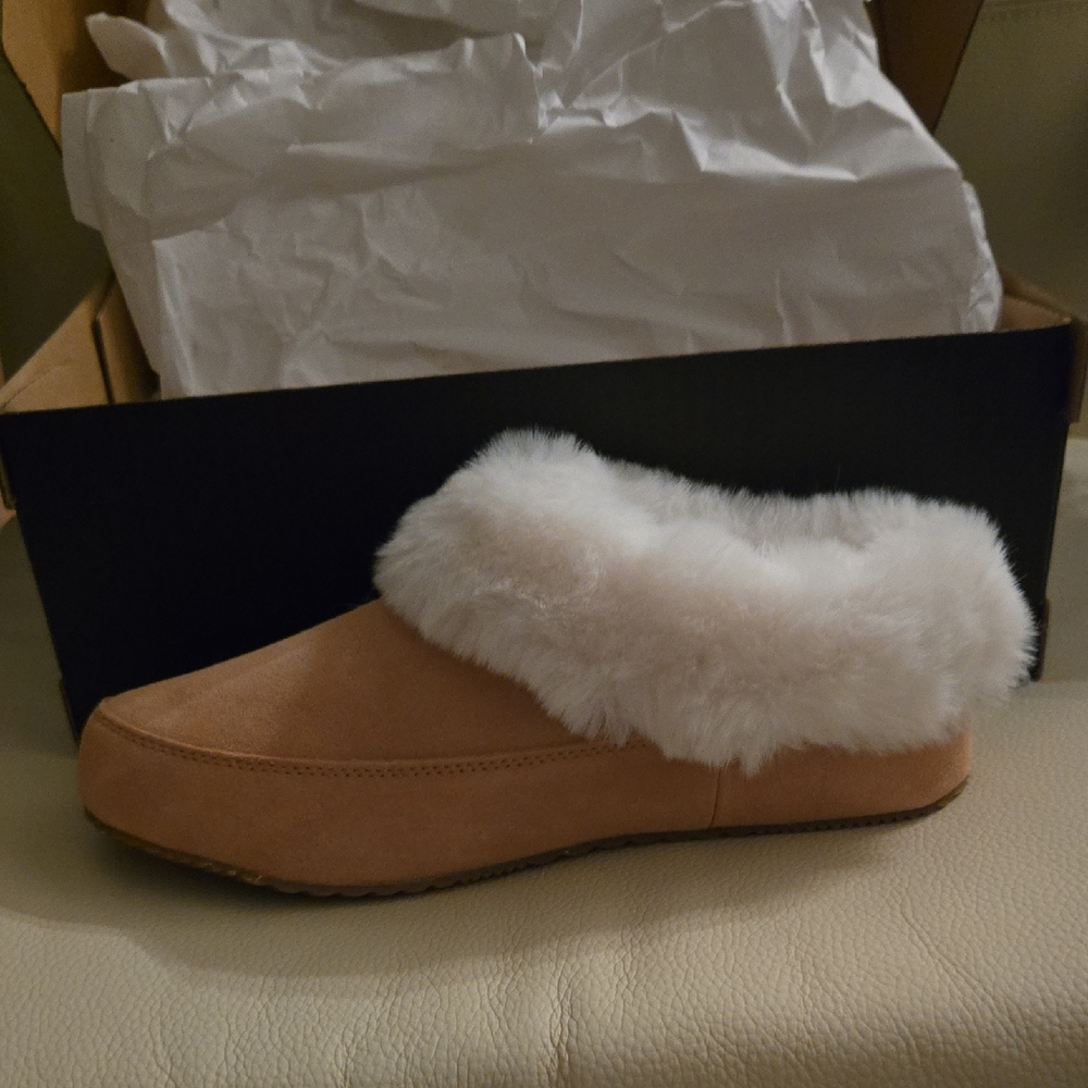 NWT Sorel Women's Coffee Run Tan Slippers Size 9